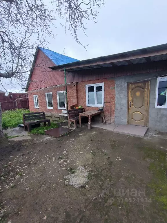 Дом в Краснодарский край, Новосельское с/пос, пос. Глубокий  (74 м) - Фото 0