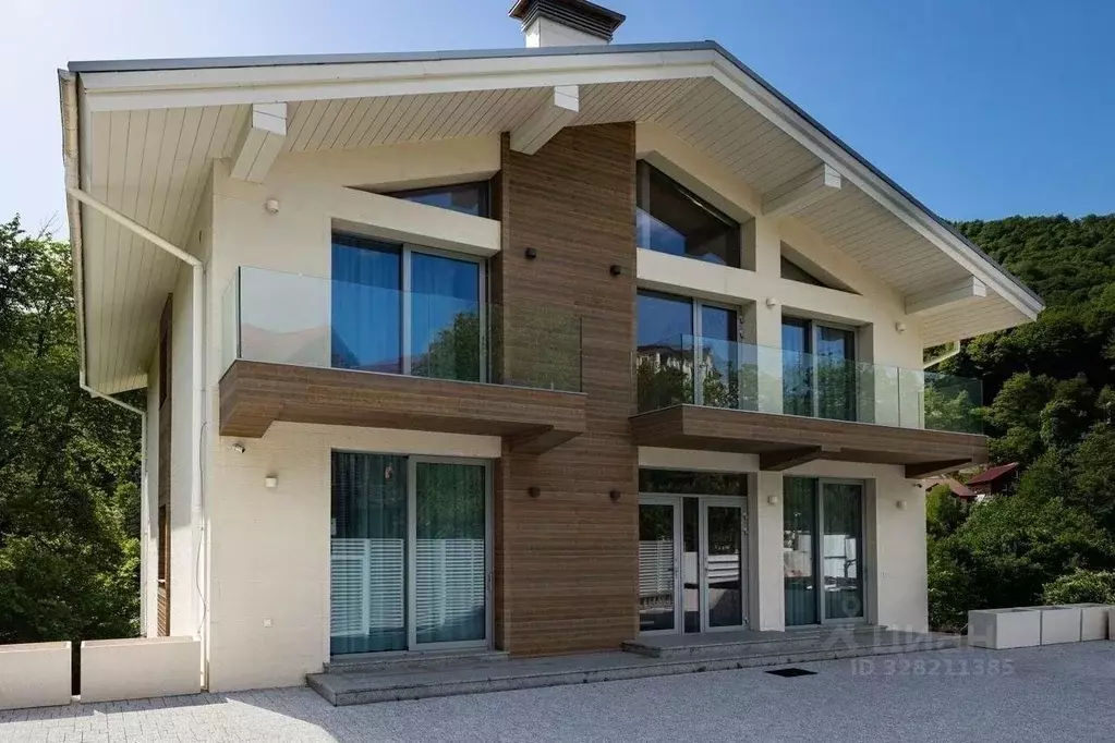 Дом в Краснодарский край, Сочи Красная Поляна пгт, ул. Аишхо, 33 (200 ... - Фото 1