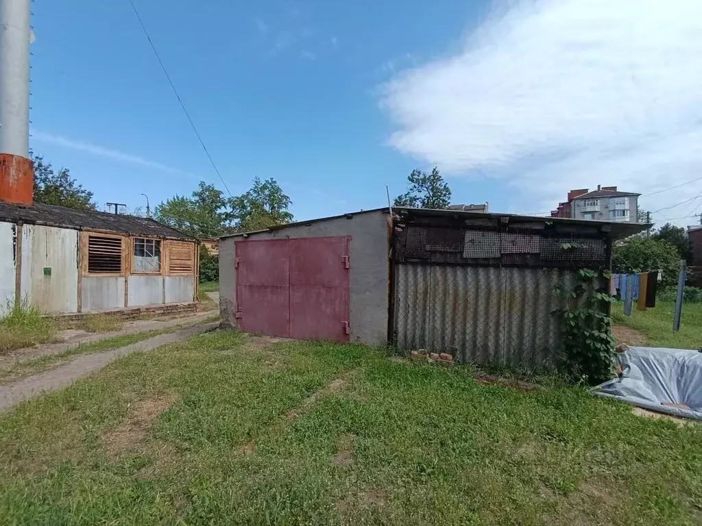 Гараж в Краснодарский край, Ейск Кирпичная ул., 11 (16 м) - Фото 1