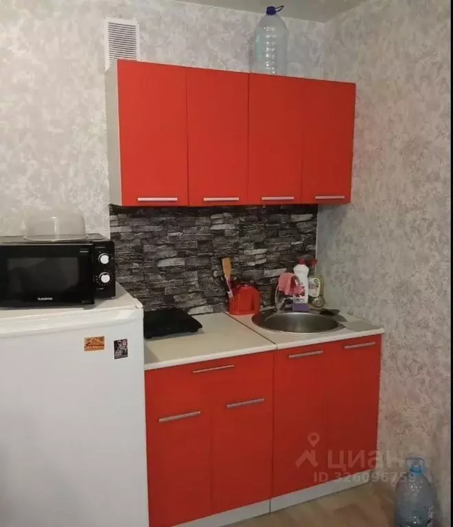 Студия Кировская область, Киров Московская ул., 121к1 (26.0 м) - Фото 2