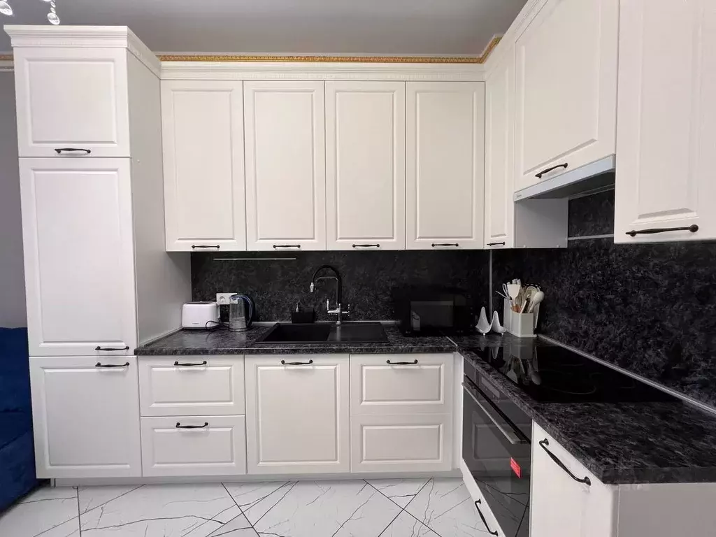 1-к кв. Челябинская область, Челябинск ул. Орджоникидзе, 64 (45.0 м) - Фото 2