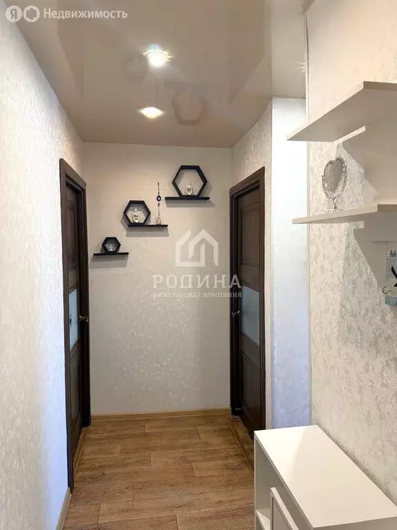 2-комнатная квартира: Комсомольск-на-Амуре, 66-й квартал, бульвар ... - Фото 0
