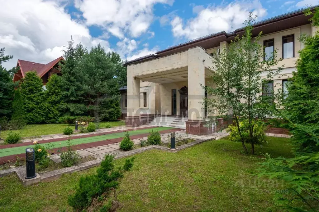 Дом в Московская область, Химки городской округ, д. Поярково  (1300 м) - Фото 1