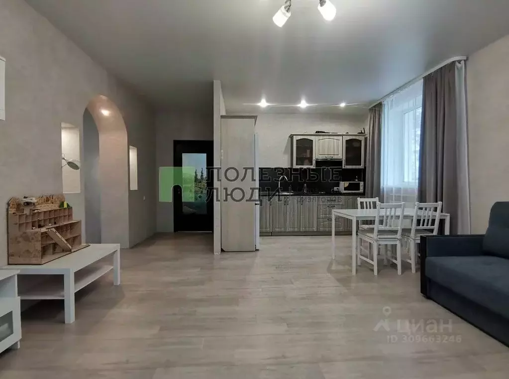 Дом в Курганская область, Кетовский муниципальный округ, с. Лесниково ... - Фото 1