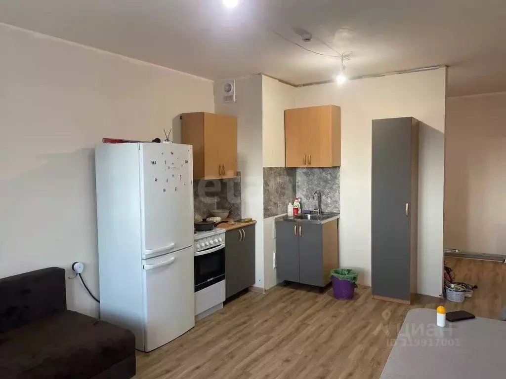 2-к кв. Тюменская область, Тюмень ул. Федюнинского, 56к1 (67.0 м) - Фото 0