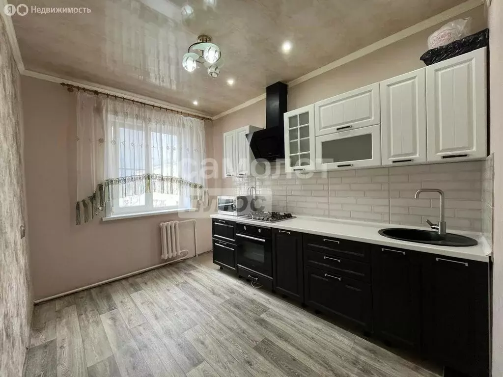 2-комнатная квартира: Астрахань, улица Бориса Алексеева, 30 (65.2 м) - Фото 0