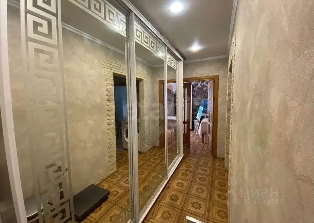 3-к кв. Курская область, Курчатов ул. Энергетиков, 43 (60.8 м) - Фото 2