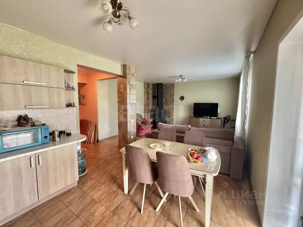 Дом в Белгородская область, Строитель Яковлевский городской округ, ... - Фото 1