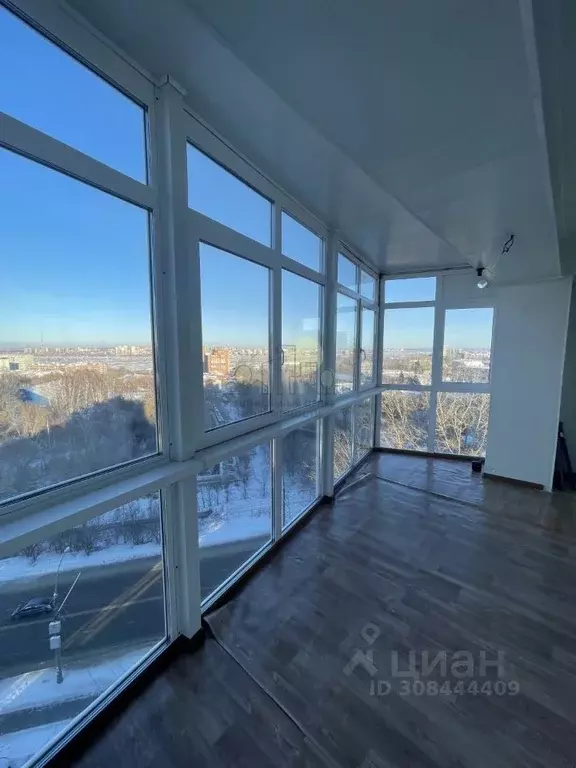 3-к кв. Иркутская область, Иркутск ул. Лермонтова, 136/2 (105.6 м) - Фото 0