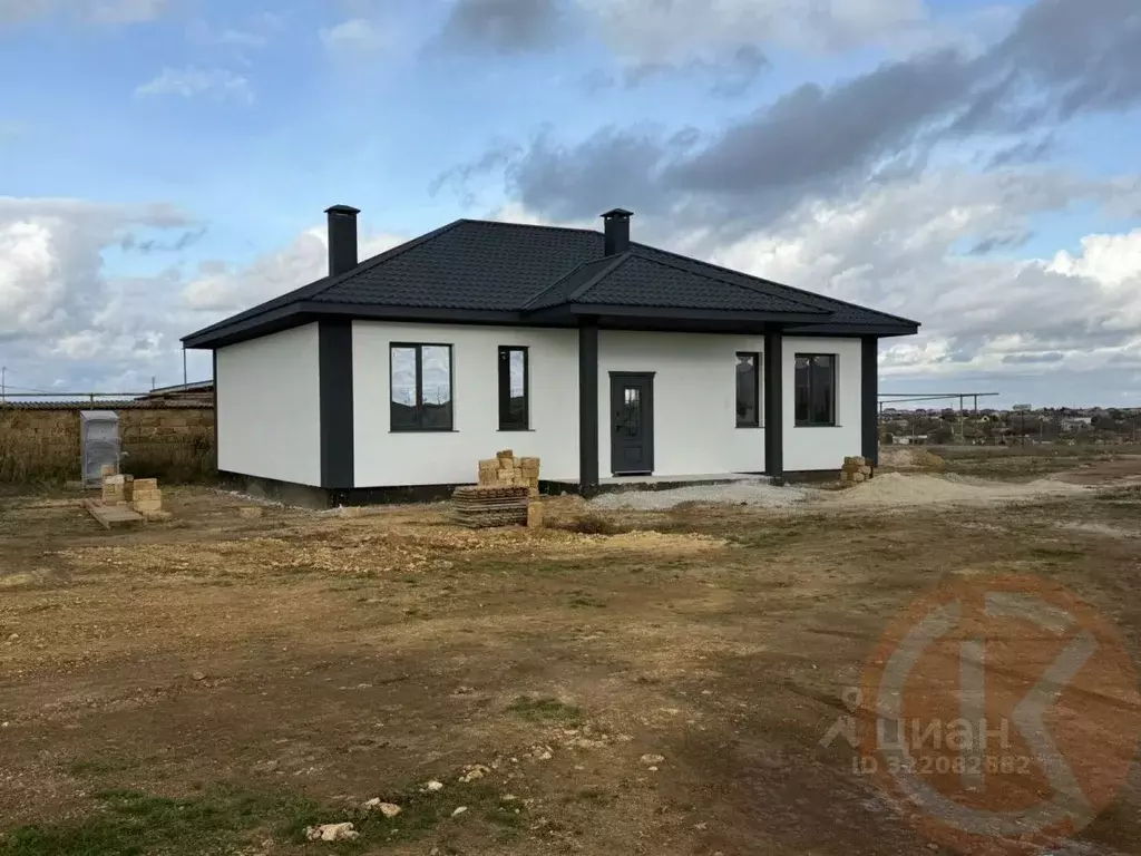 Дом в Крым, Евпатория ул. Бекира Османова, 68 (121 м) - Фото 1