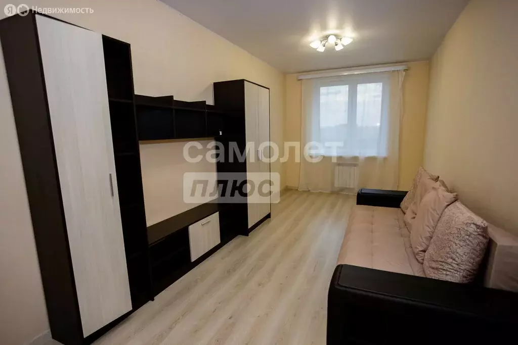 2-комнатная квартира: Омск, улица Крупской, 13/1 (45.3 м) - Фото 1