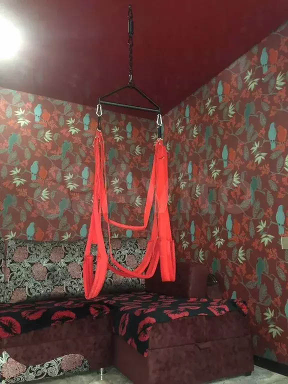 Комната 38 м в 1-к., 1/10 эт. - Фото 1