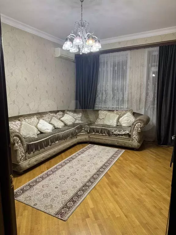 2-к. квартира, 80 м, 9/10 эт. - Фото 0