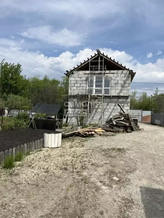 Дом в Челябинская область, Челябинск Сигнал-1 СНТ, 240 (110 м) - Фото 1