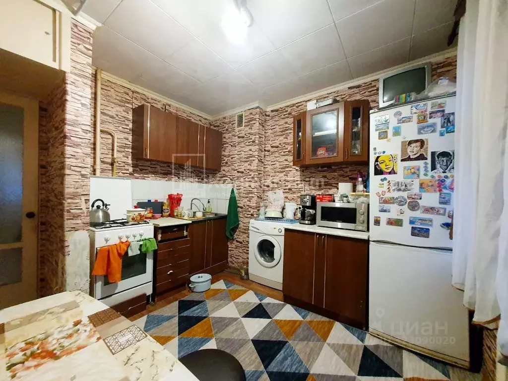 2-к кв. Владимирская область, Ковров Ковров-8 мкр, 15 (47.0 м) - Фото 1