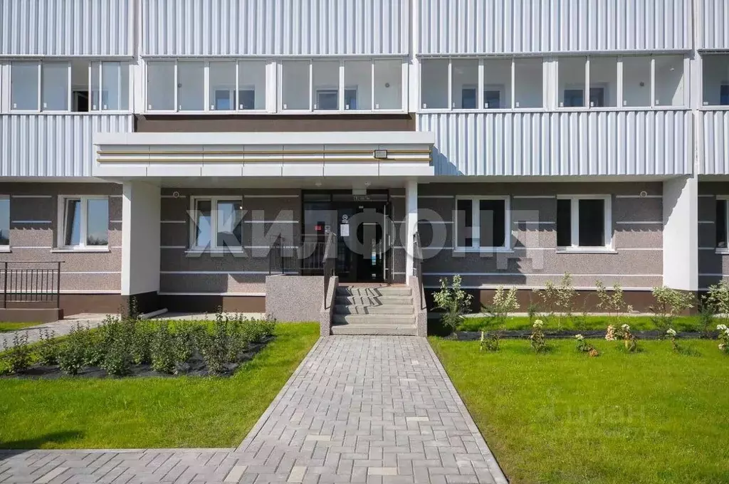Студия Новосибирская область, Новосибирск ул. Забалуева, 98 (28.1 м) - Фото 1