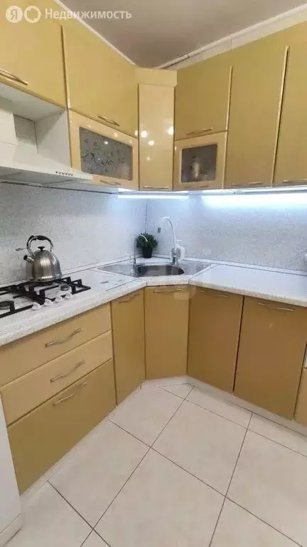 3-комнатная квартира: Усинск, Молодёжная улица, 8 (69.3 м) - Фото 2