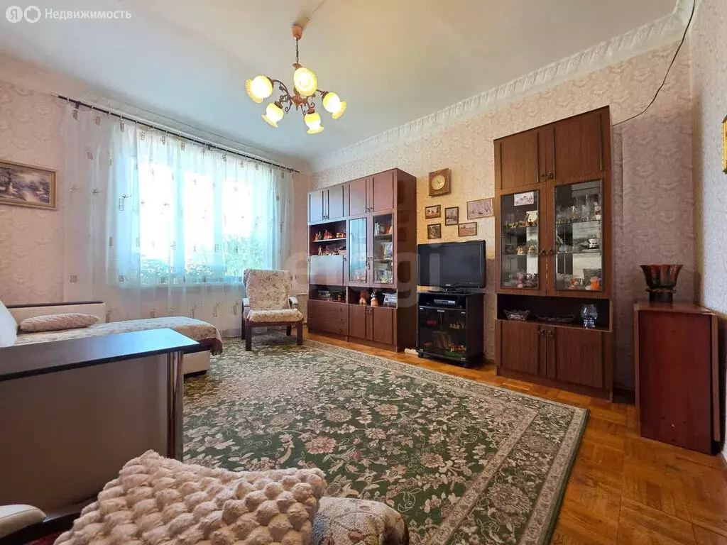 3-комнатная квартира: Нижний Тагил, улица Пархоменко, 15 (76.5 м) - Фото 1