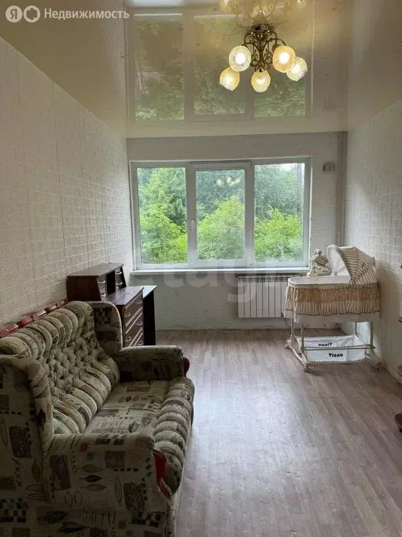 3-комнатная квартира: Павловск, Горная улица, 14 (64.3 м) - Фото 0