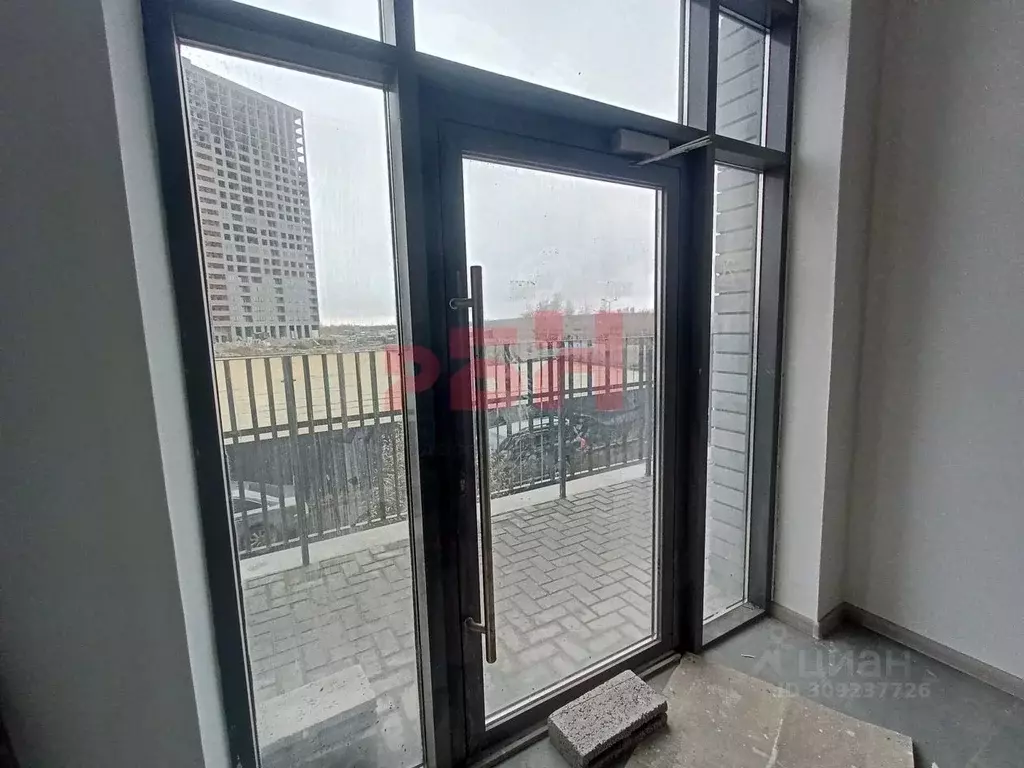 Помещение свободного назначения в Тюменская область, Тюмень ул. ... - Фото 1