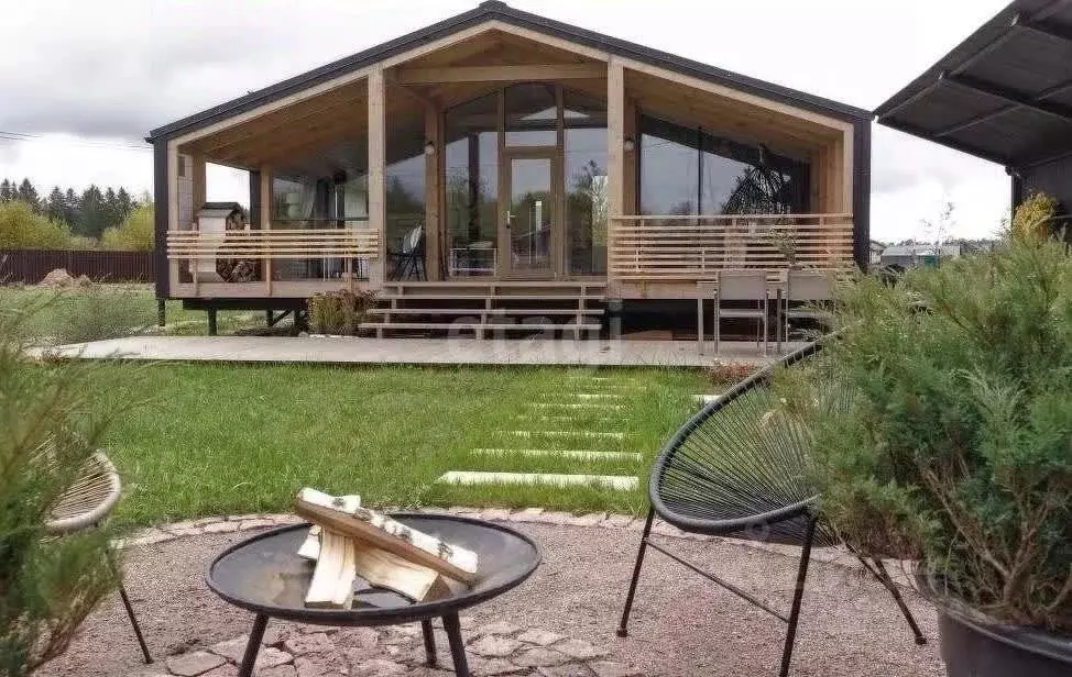 Дом в Калужская область, Бабынинский муниципальный округ, Воротынск ... - Фото 1