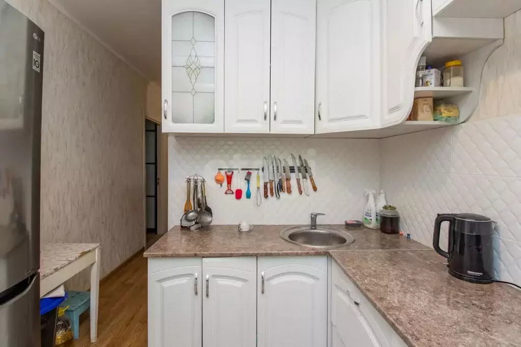 3-к кв. Красноярский край, Красноярск ул. 60 лет Октября, 114 (62.7 м) - Фото 2