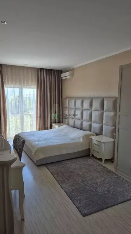 3-к. квартира, 116 м, 4/4 эт. - Фото 0