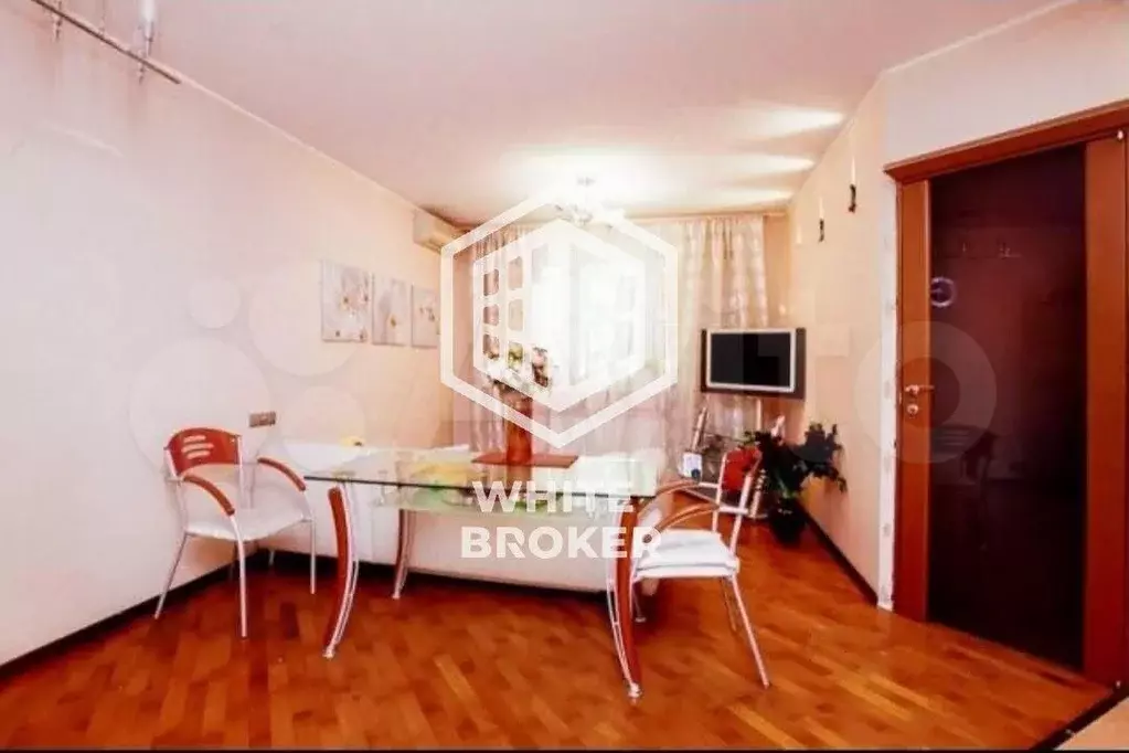 3-к. квартира, 71 м, 9/18 эт. - Фото 1
