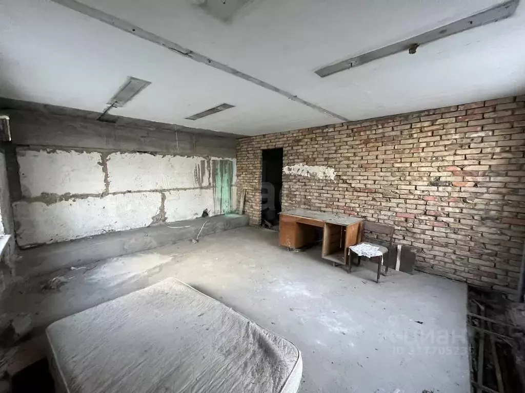 Помещение свободного назначения в Крым, Симферополь ул. Кечкеметская ... - Фото 2