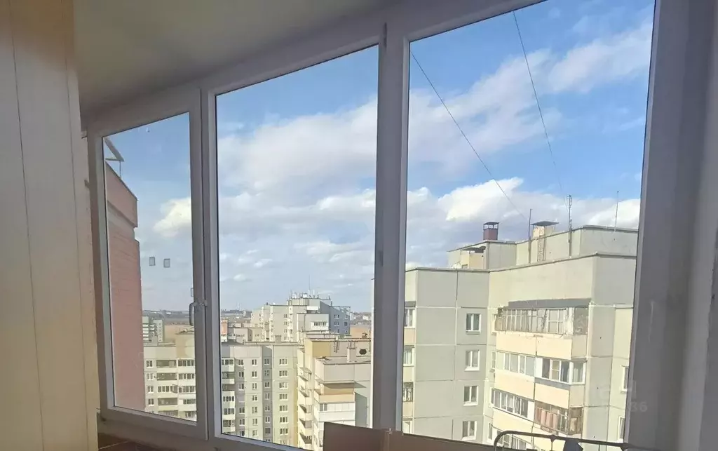 1-к кв. Омская область, Омск ул. Дианова, 16 (44.1 м) - Фото 0