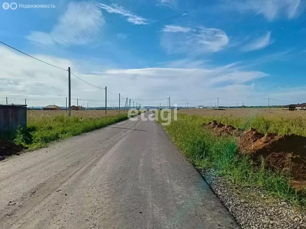 Участок в Тукаевский район, деревня Азьмушкино (10 м) - Фото 0