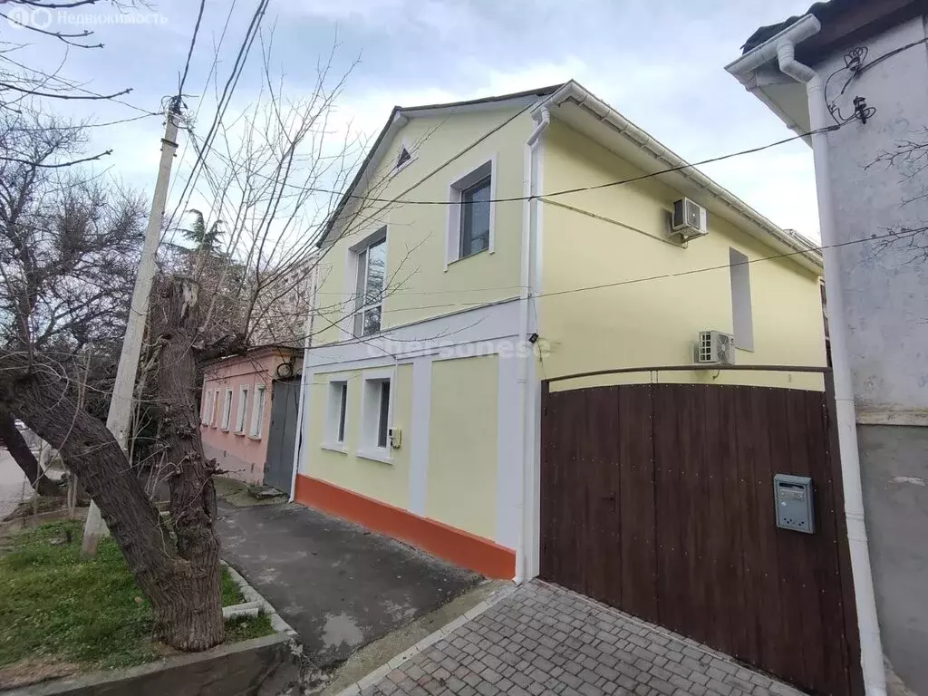 Дом в Севастополь, улица Демидова (130.7 м) - Фото 1