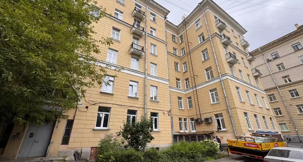 Помещение свободного назначения в Санкт-Петербург Среднеохтинский ... - Фото 1