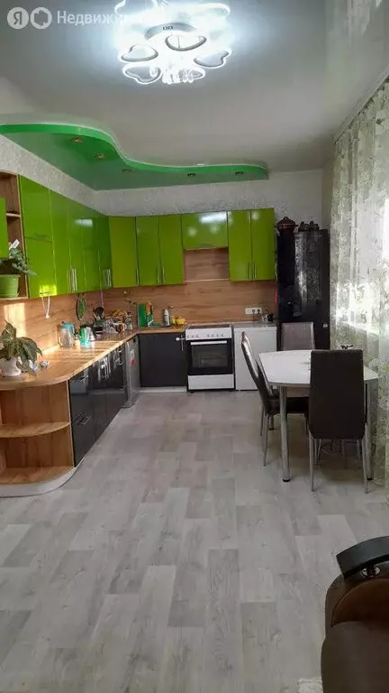 Дом в село Памятное, Комсомольский переулок (120 м) - Фото 1