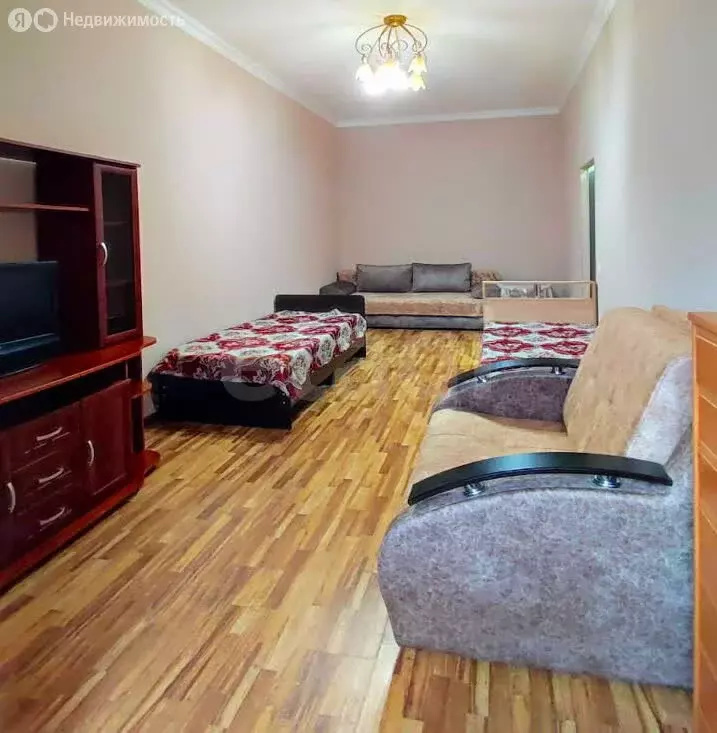 1-комнатная квартира: Туапсе, улица Карла Маркса, 8 (35.9 м) - Фото 0