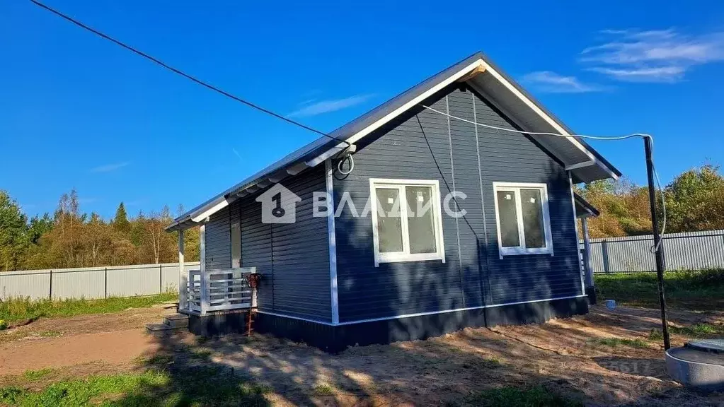 Дом в Ленинградская область, Сясьстрой Волховский район, ул. ... - Фото 1