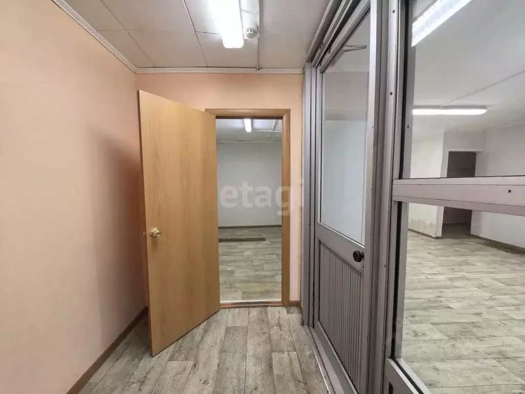 Помещение свободного назначения в Камчатский край, Елизовский ... - Фото 2