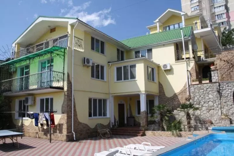 Дом в Крым, Ялта ул. Клары Цеткин (461 м) - Фото 1