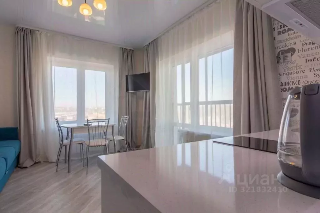 2-к кв. Иркутская область, Иркутск ул. Красных Мадьяр, 14/2 (50.0 м) - Фото 0