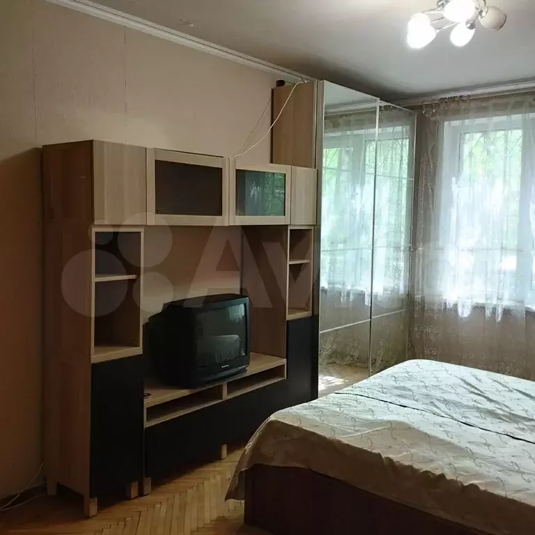 1-к. квартира, 33 м, 1/9 эт. - Фото 0