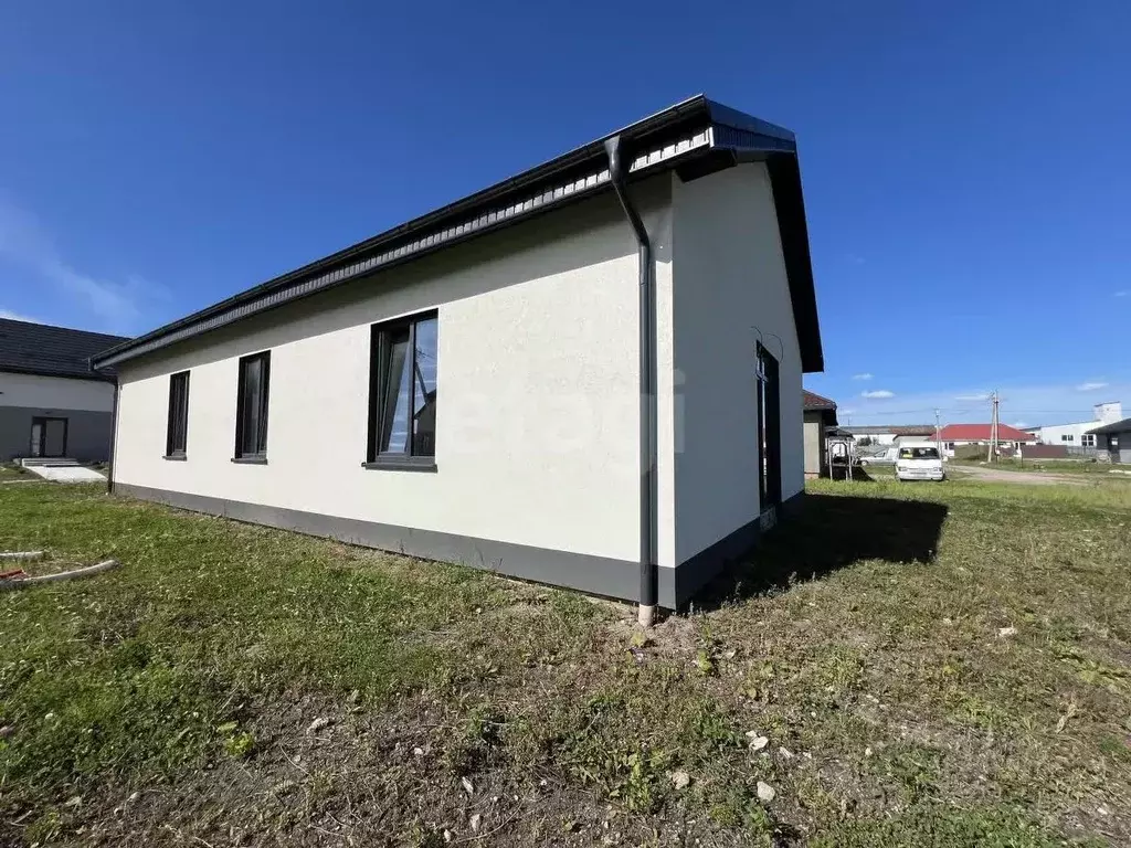 Дом в Калининградская область, Гурьевский муниципальный округ, пос. ... - Фото 1