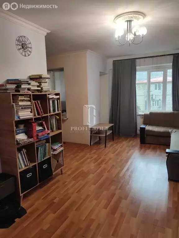 1-комнатная квартира: Махачкала, улица Ирчи Казака, 9Б (56 м) - Фото 2