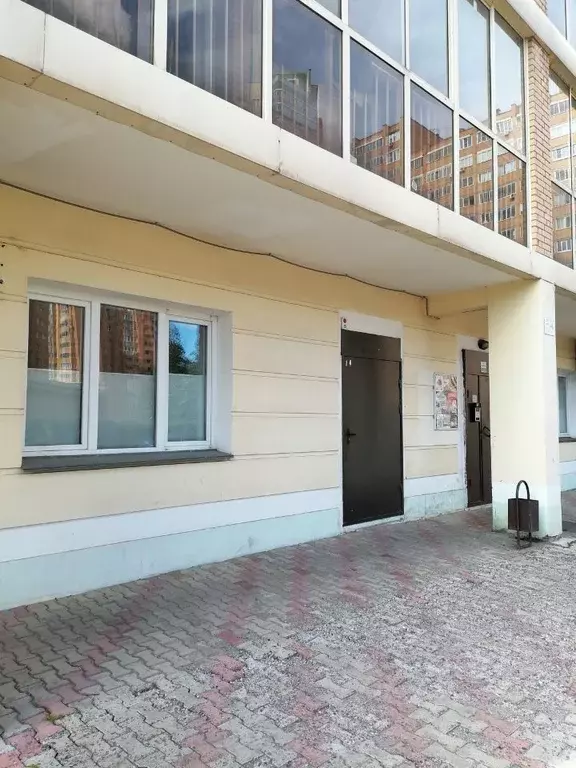 Офис в Красноярский край, Красноярск ул. Академика Киренского, 32 (35 ... - Фото 1