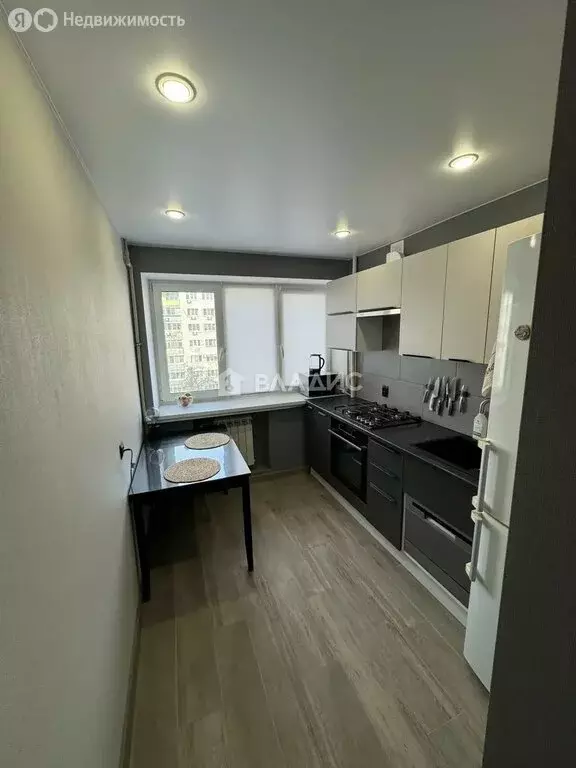 2-комнатная квартира: Волгоград, Невская улица, 16 (55 м) - Фото 0