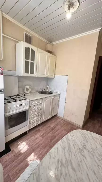 1-к. квартира, 30 м, 1/5 эт. - Фото 0