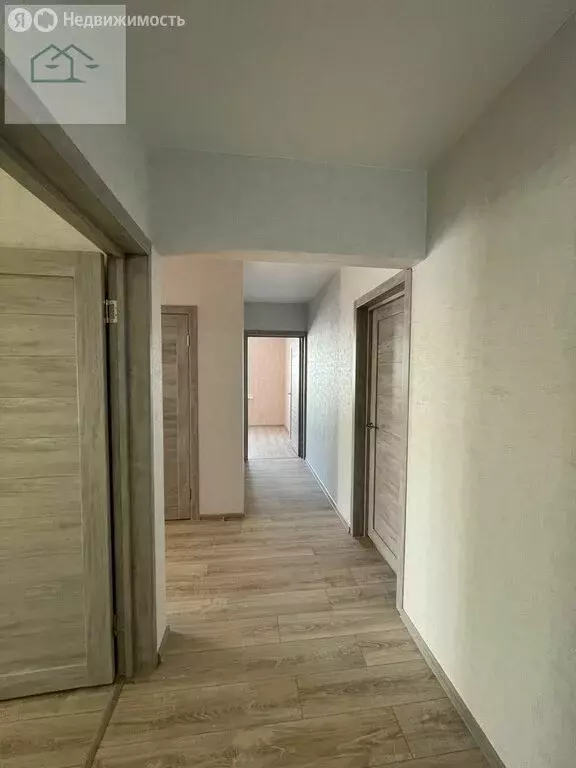 3-комнатная квартира: Воронеж, Ленинградская улица, 28 (80.4 м) - Фото 2