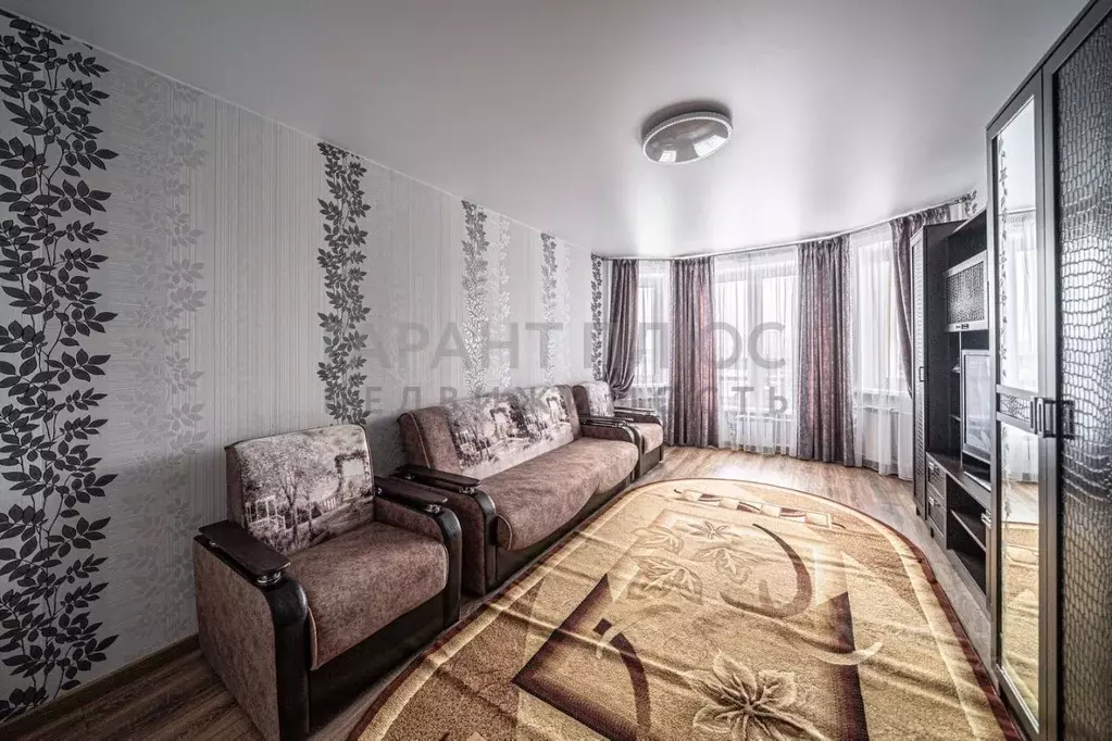 2-к кв. Липецкая область, Липецк ул. М.И. Неделина, 12 (64.0 м) - Фото 1