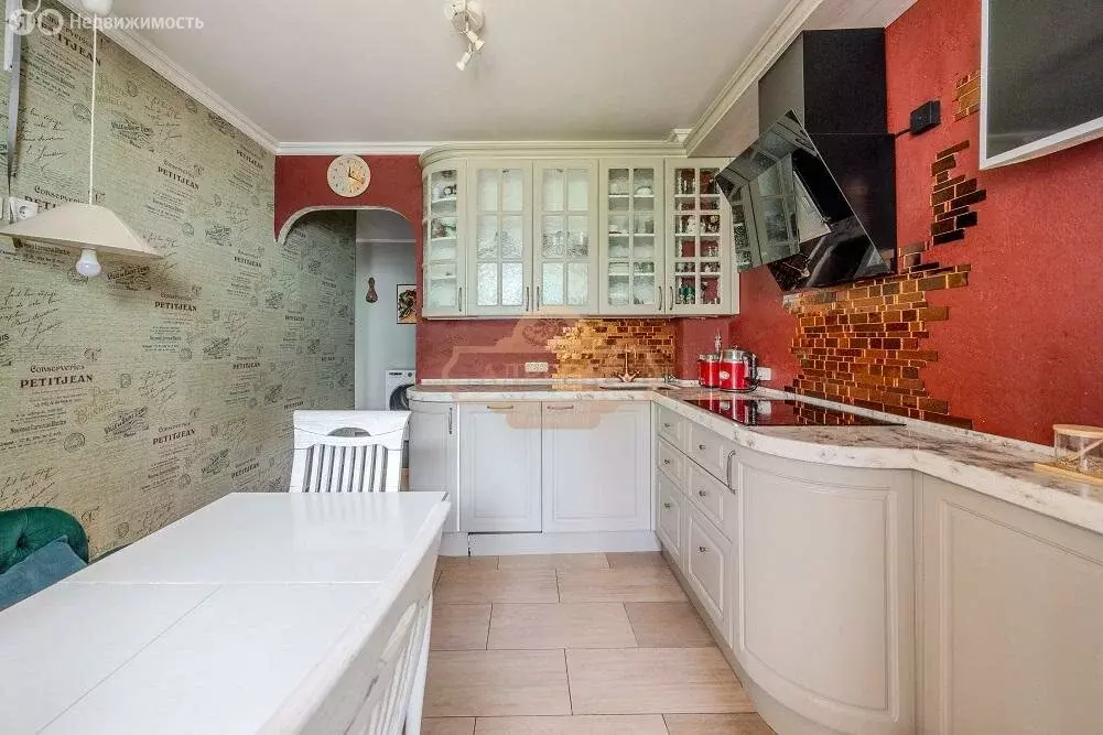3-комнатная квартира: Санкт-Петербург, улица Ильюшина, 2 (71.8 м) - Фото 2