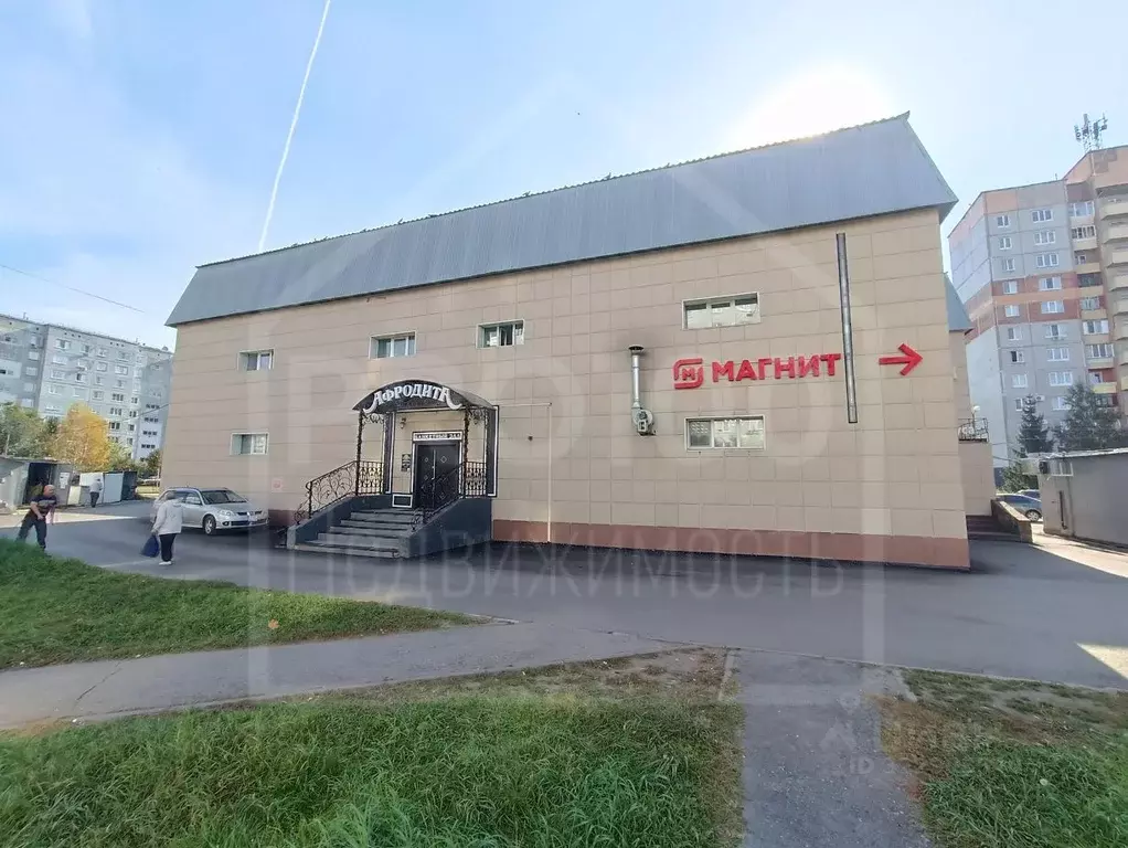 Помещение свободного назначения в Омская область, Омск просп. ... - Фото 1