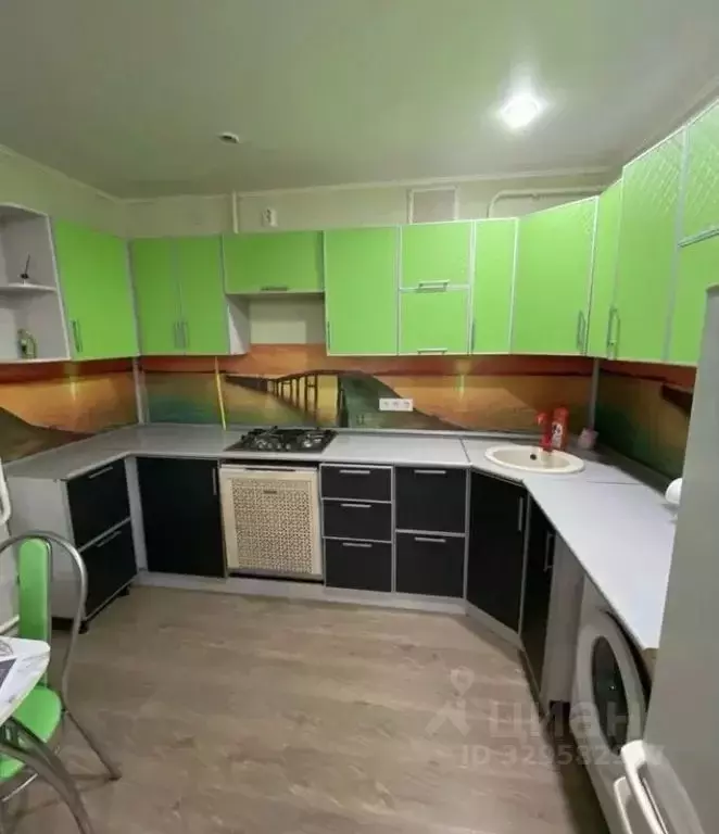 2-к кв. Татарстан, Зеленодольск ул. Энгельса, 5 (36.0 м) - Фото 1